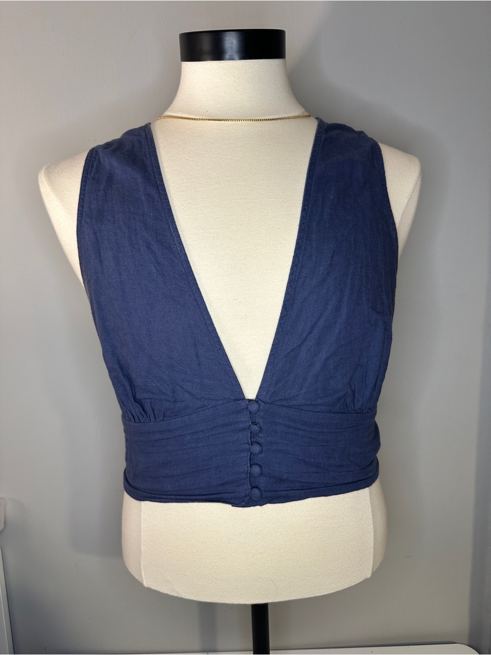 aerie Linen Deep V Button-Front Cropped Tank